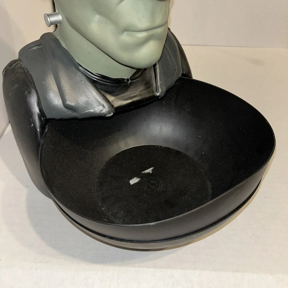 Universal Monsters Frankenstein Animated Halloween‎ Candy Bowl Works Gemmy